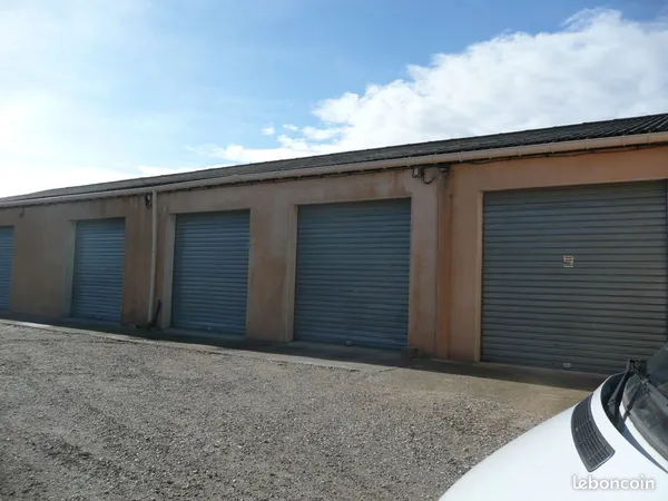 Entrepôt stockage, atelier