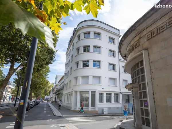 Chambre en colocation meublée et équipée - Coeur de Tours