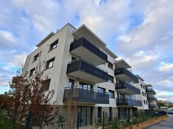 Studio 1 pièce 19 m²