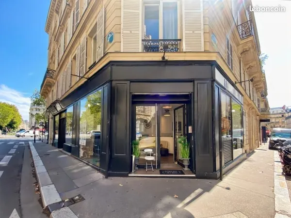 Commerce 62 m²