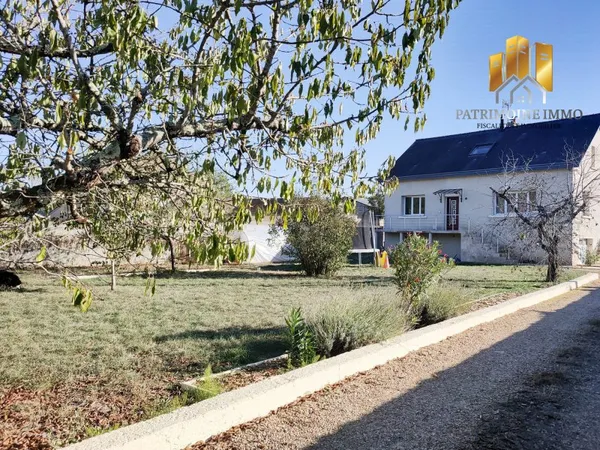 Maison à vendre à Vaas (72500) - 140 m², 3 chambres et terr