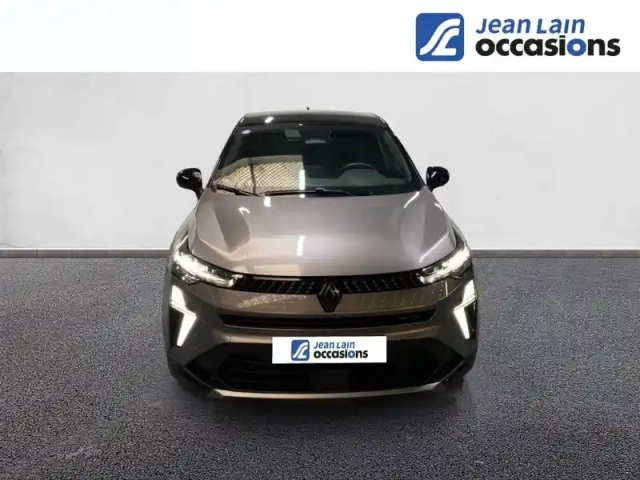 Renault Captur mild hybrid 160 edc — photo 2