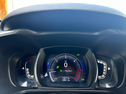 Renault Kadjar 1.7 dCi 150 AWD - Esf – 2019 – 120000 km – Diesel – Boîte Manuelle — photo 47