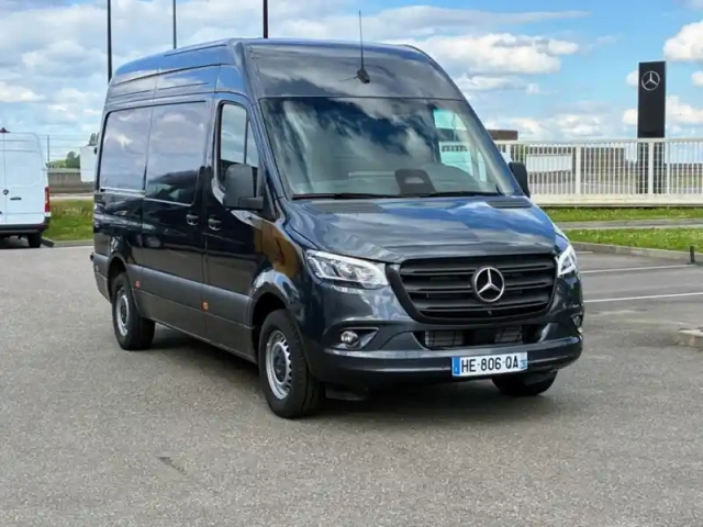 Mercedes Sprinter 317 cdi 37s 12m3 bva 170ch pro — photo 2