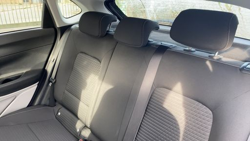 Hyundai i20 1.0 T-GDI MHEV 100 - Intuitive – 2020 – 46190 km – Hybride essence – Boîte Manuelle — photo 29