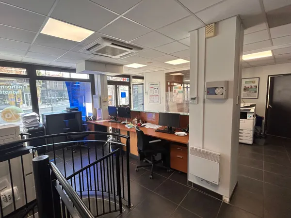 Local commercial 91 m²