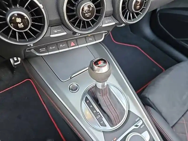 Audi Tt roadster 45 tfsi 245 s tronic 7 — photo 12