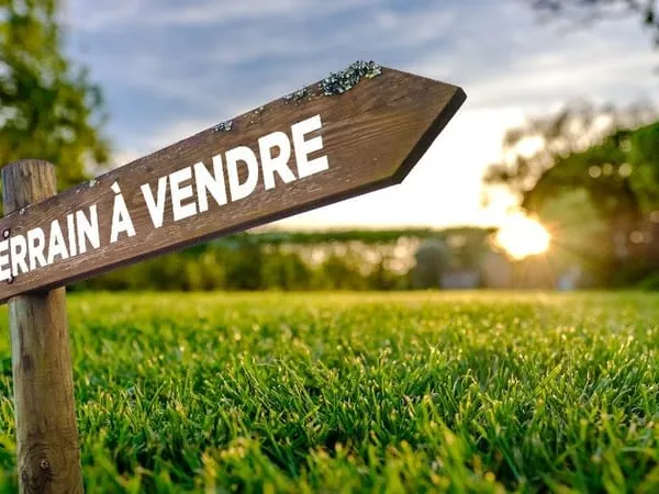 Terrain 400 m²