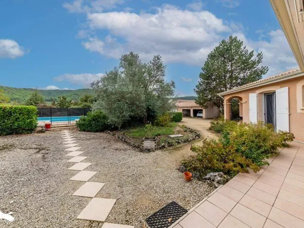 Maison 5 pièces 130 m²
