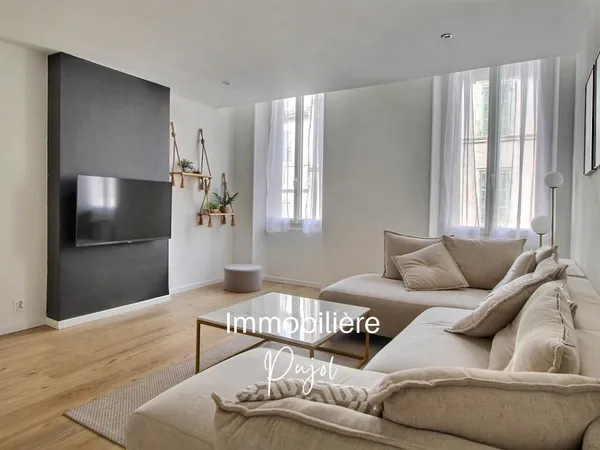 Loue t3 - 68.09 m² - Marseille 07 13007
