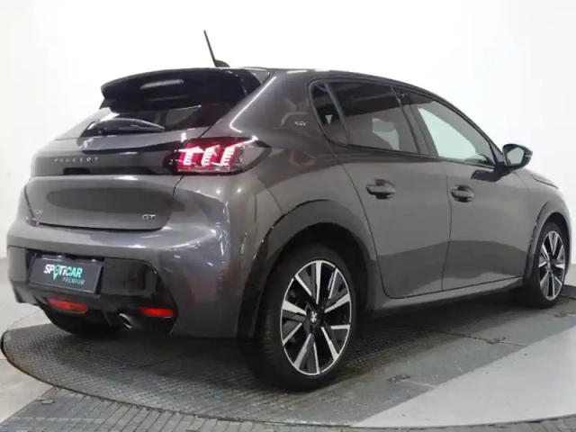 Peugeot 208 1.2 puretech 100ch s&amp;s gt 118g — photo 4