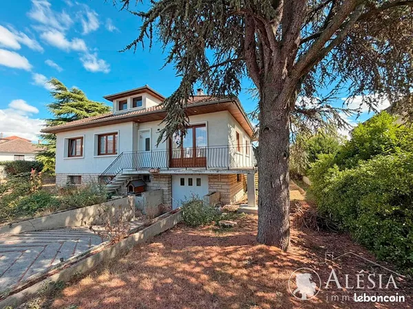 Maison 6 pièces 136 m²