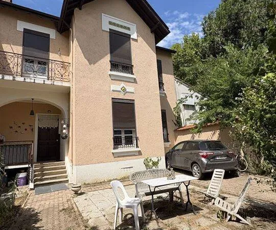 Maison 6 pièces 120 m²
