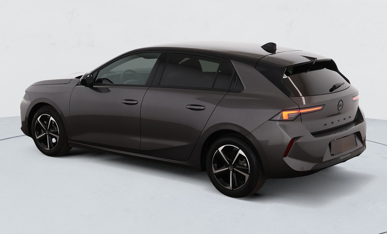 Opel Astra — photo 3