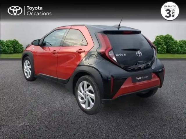 Toyota Aygo x 1.0 vvt-i 72ch design — photo 3