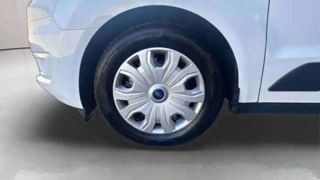 Ford Transit Connect fgn l1 1.5 ecoblue 100 s&amp;s — photo 11