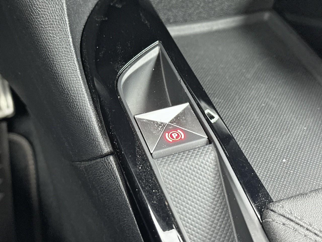 Ds Ds 3 crossback puretech 100 bvm6 performance line — photo 32