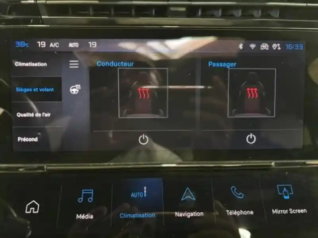 Peugeot 308 phev 180 gt e-eat8 toit pano / led matrix / gps / camera 360 — photo 13