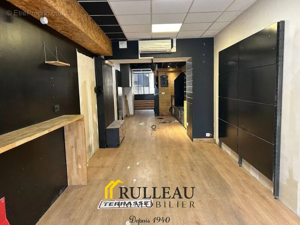 CENTRE-VILLE: Immeuble avec commerce + appartement T3