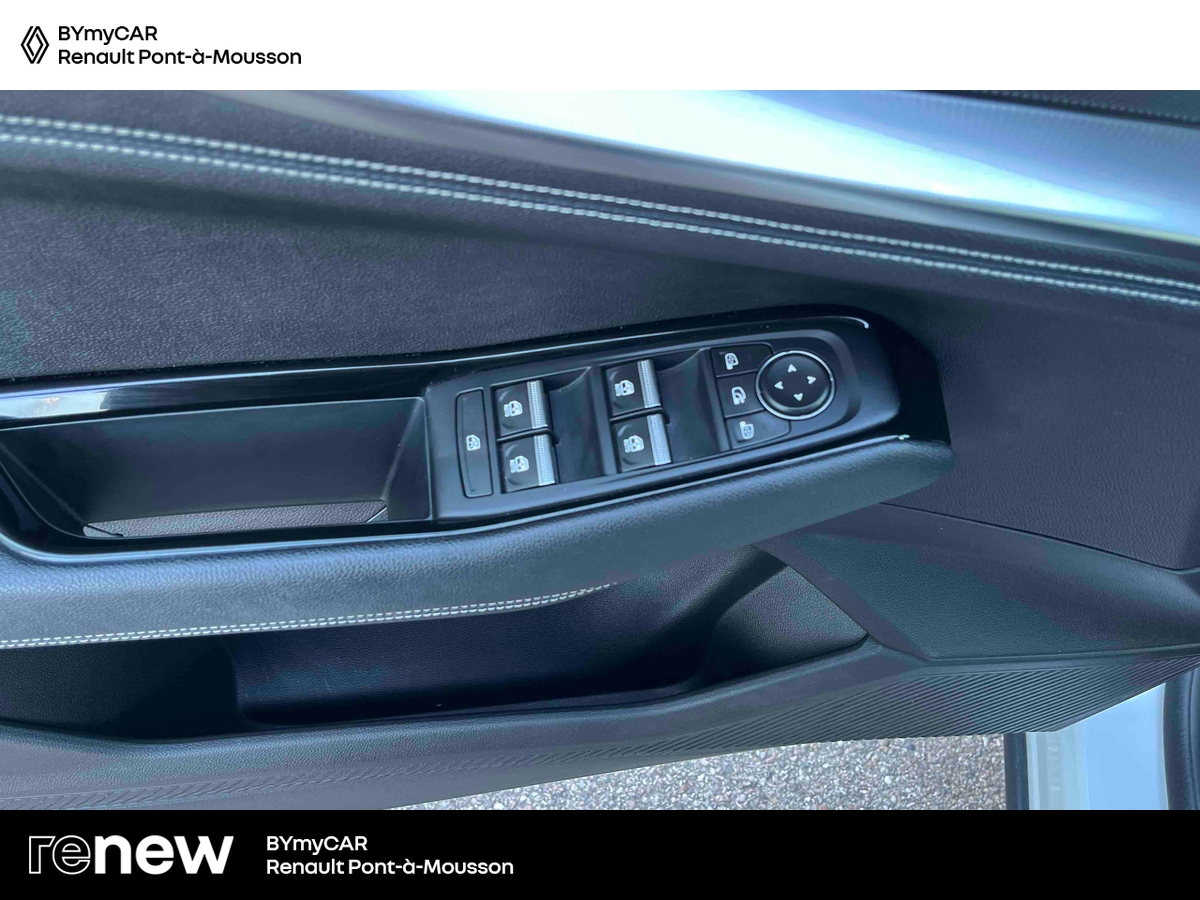 Renault Austral mild hybrid advanced 130 — photo 25