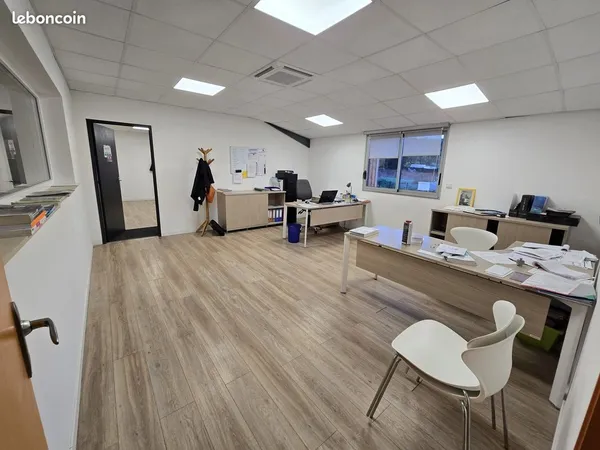 Bureaux 51 m² Gardanne