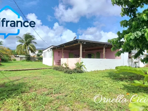 Maison 6 pièces 222 m²