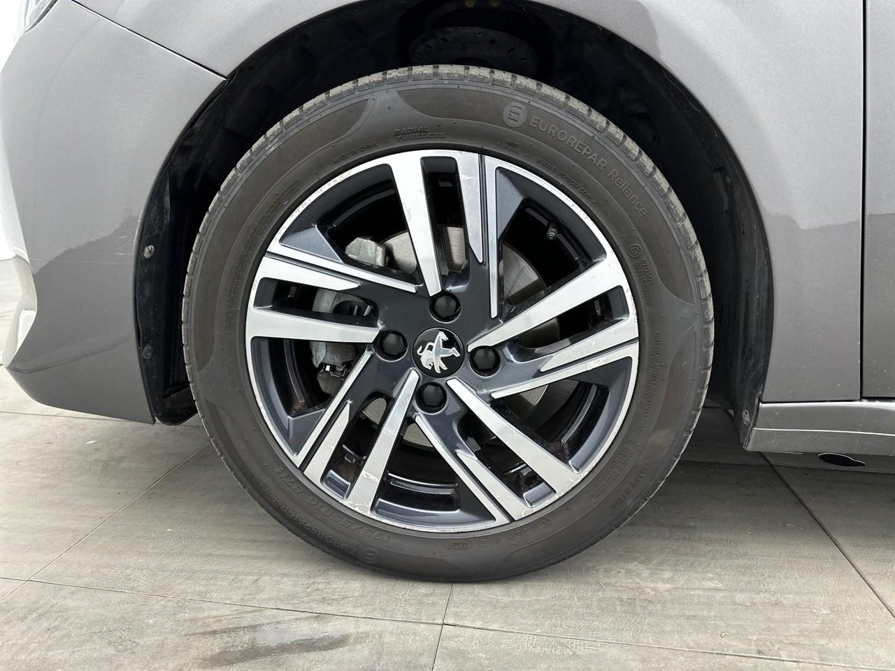 Peugeot 208 bluehdi 100 s&s bvm6 allure business — photo 14
