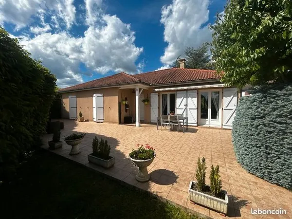 Villa independante avec vie de plain pied sur sous-sol cusset quartier calme