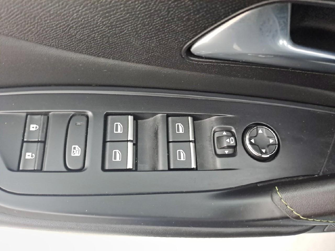 Peugeot 408 puretech 130 ch s&s eat8 gt — photo 26