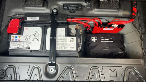 BMW Serie 1 114d 95 - Urban Chic – 2017 – 123715 km – Diesel – Boîte Manuelle — photo 24