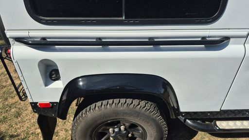 Land Rover Defender 90 2.2 TDCi 122 4WD - SE – 2012 – 134095 km – Diesel – Boîte Manuelle — photo 5