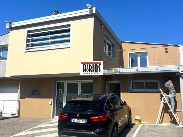 Local 320 m² La Farlède