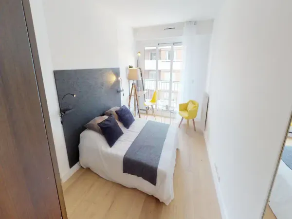 Loue chambre en colocation dans appartement