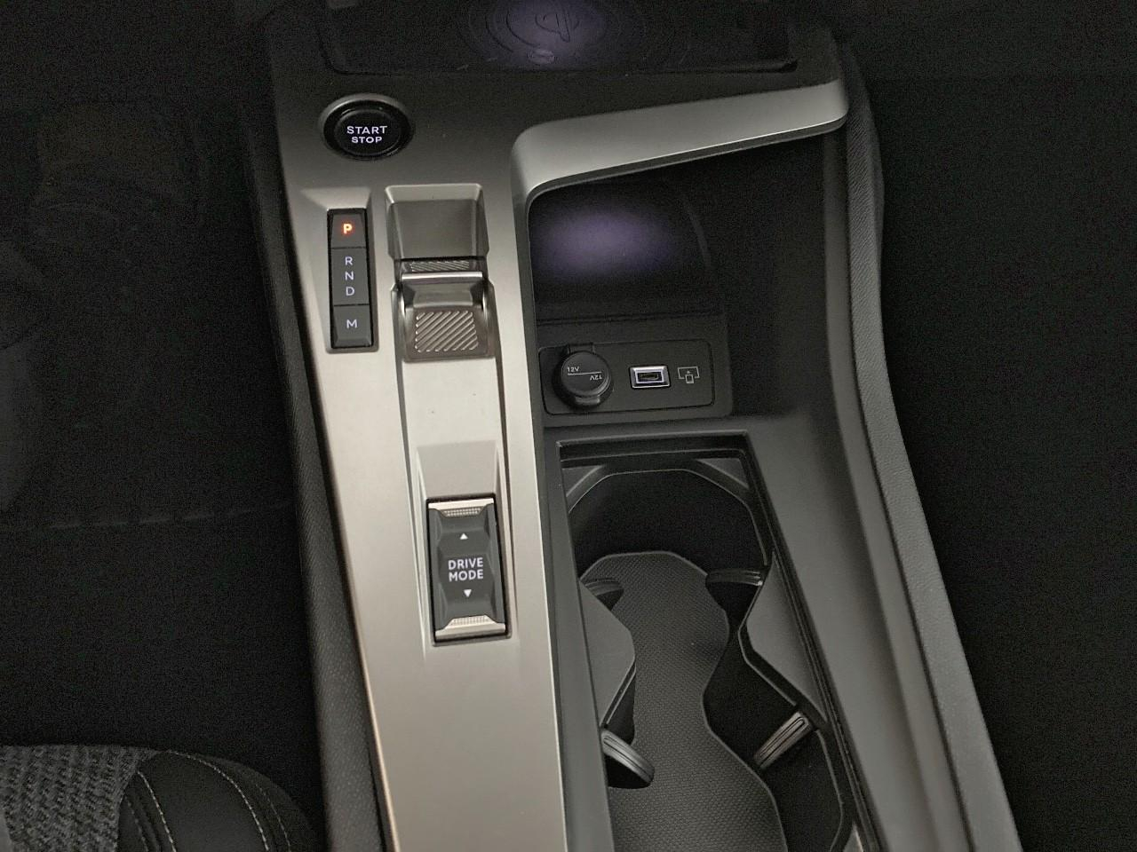 Peugeot 308 sw bluehdi 130ch s&s eat8 allure — photo 17
