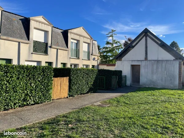 Appartement duplex 45 m² avec jardin - Résidence calme - Libre de suite