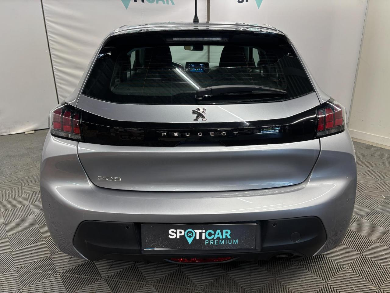 Peugeot 208 business puretech 75 s&s bvm5 active business — photo 5