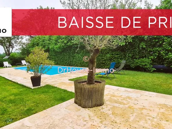 Propriété 9 pièces 235 m²
