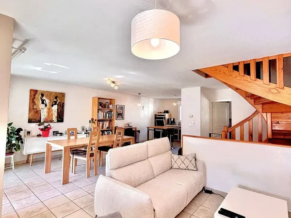 Maison 5 pièces 130 m²