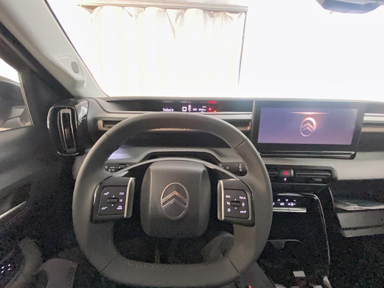 Citroën C3 Aircross hybride 145 ch aut plus — photo 12
