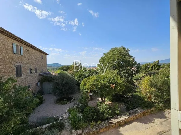 Villa 5 pièces 156 m²