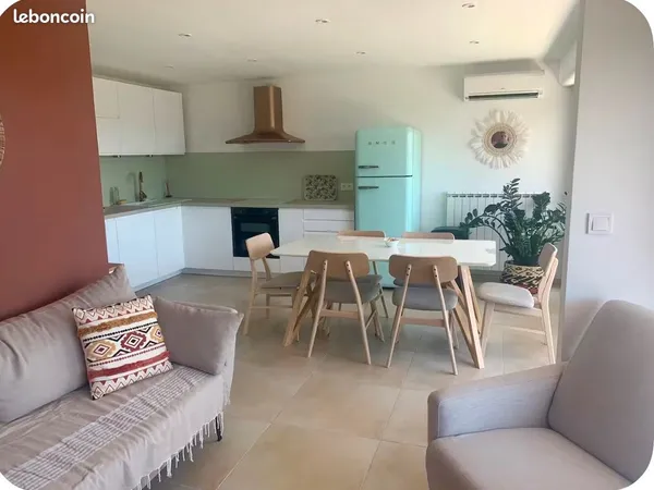 Chambre en colocation - antibes - vue mer