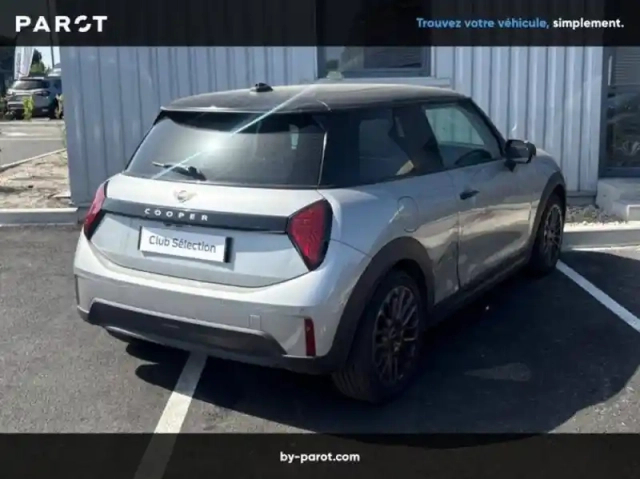 Mini Cooper f66 156 ch dkg7 c classic — photo 2