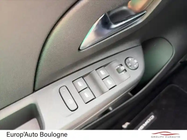 Opel Corsa 1.2 turbo 100ch edition — photo 15