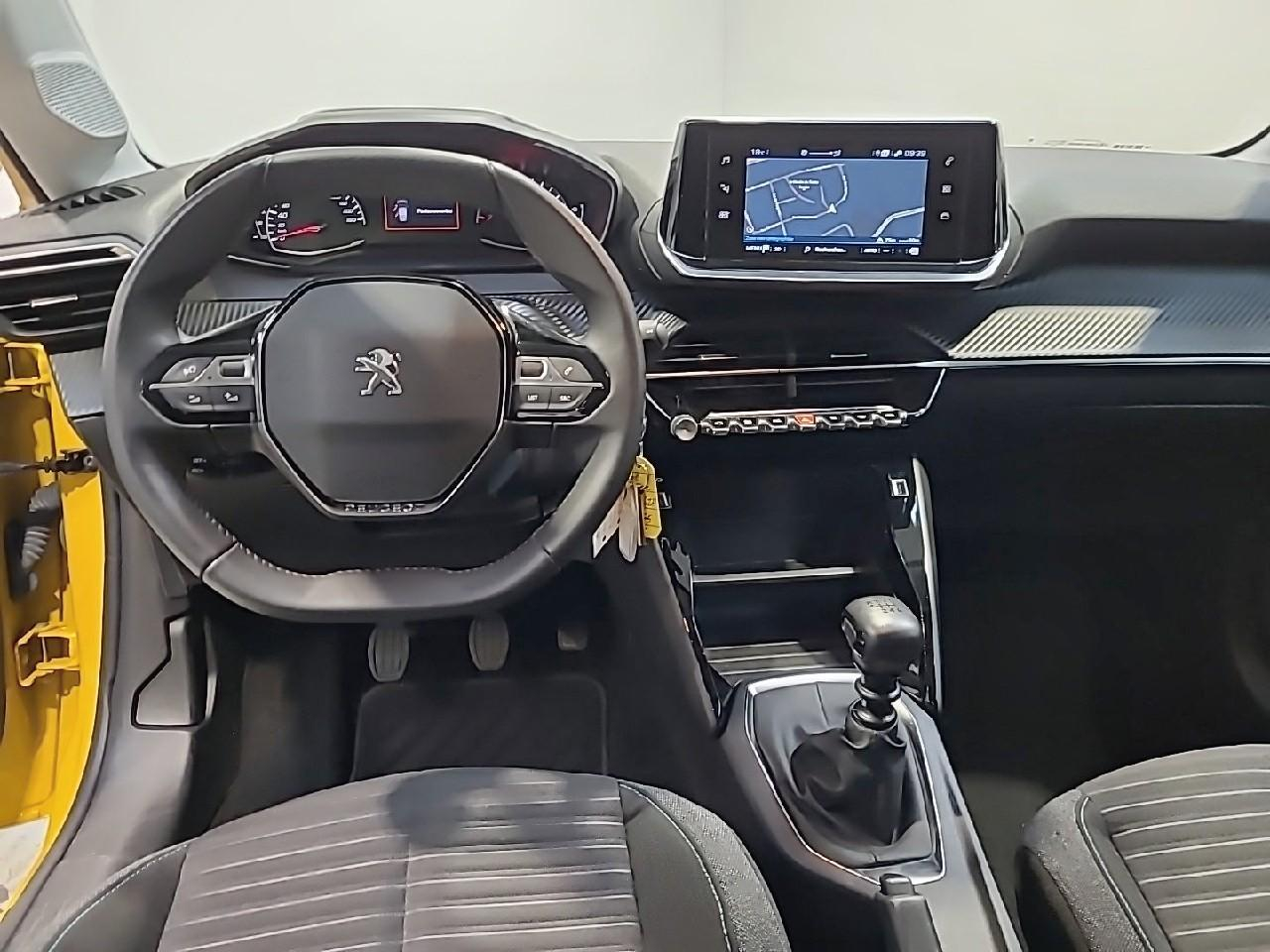 Peugeot 208 puretech 100 s&s bvm6 style — photo 12
