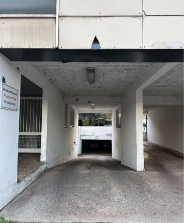 Place de parking sécurisée à louer