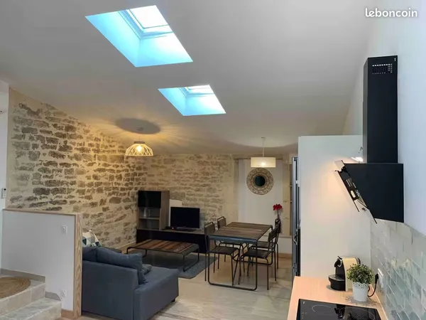 Duplex meublé louer | Calvisson centre | Parking & terrasse