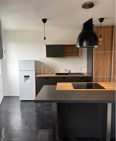 Location duplex