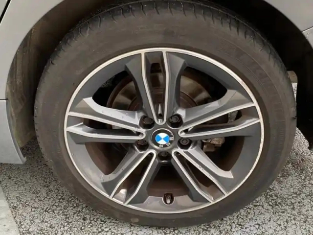 Bmw Serie 1 série 1 118ia 136ch edition sport dkg7 — photo 9