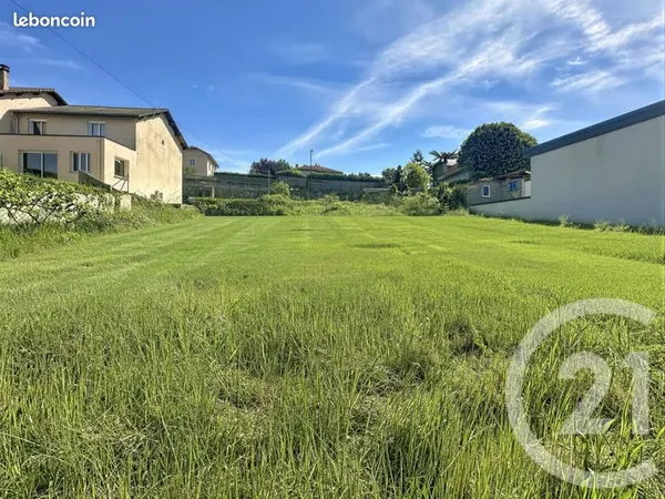 Terrain 320 m² Saint Clair Du Rhone