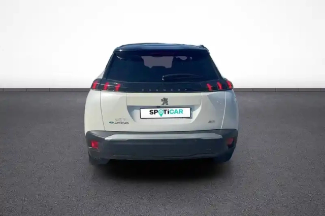 Peugeot 2008 electrique 136 ch — photo 5
